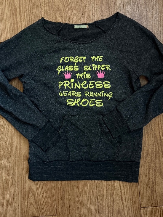 Alternative Tops - Off the Shoulder Funny Runner’s Sweatshirt
